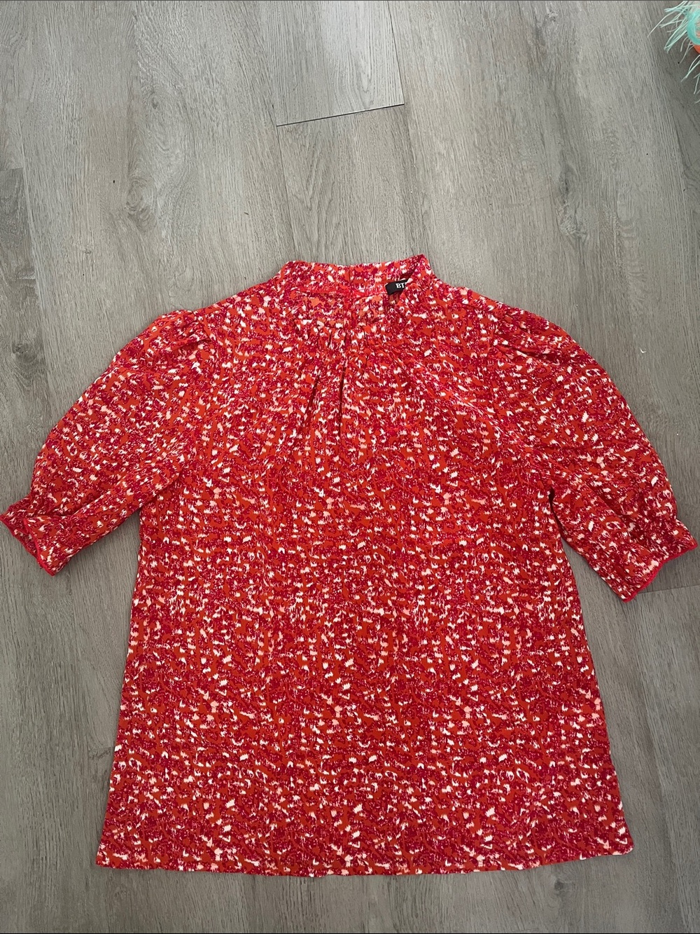 Amazon brand Red Printed Mock Neck Tunic with Three-Quarter Sleeves